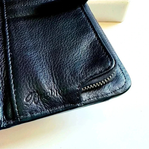 Brighton Heritage Collection Mingle Croc Embossed Large Clutch Wallet Black - Picture 7 of 11